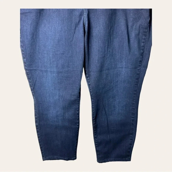 1578. NYDJ AMI SKINNY LEGGING JEANS SIZE 20W DARK‎ WASH IN COLOR - Picture 4 of 10